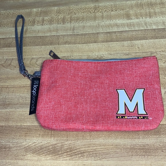 Maryland Wristlet - Picture 1 of 6